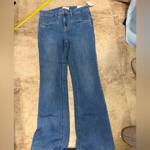 We The Free crystal cove Women's Midwash Blue Jeans